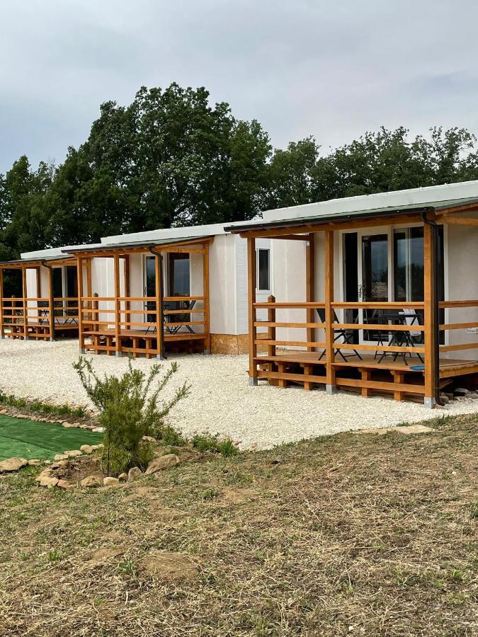 In Country Luxury Lodges カメリーノ エクステリア 写真
